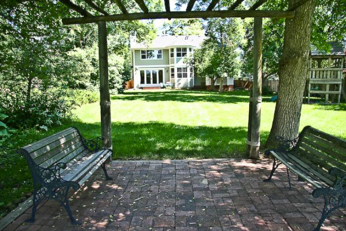 Daylilly-backyard sitting area